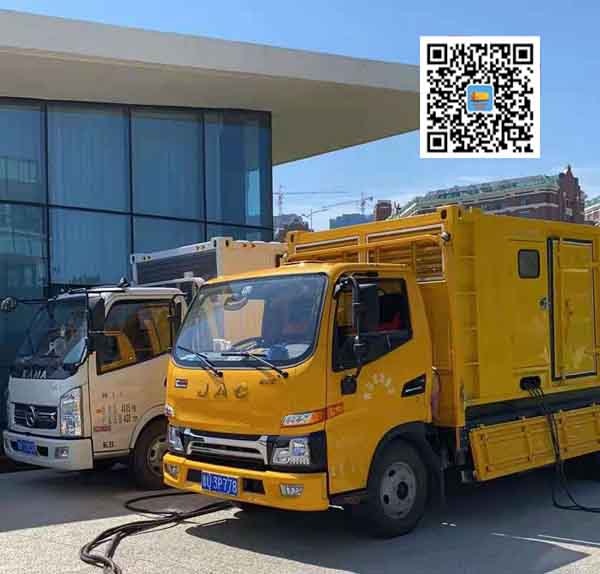 乌兰出租发电车