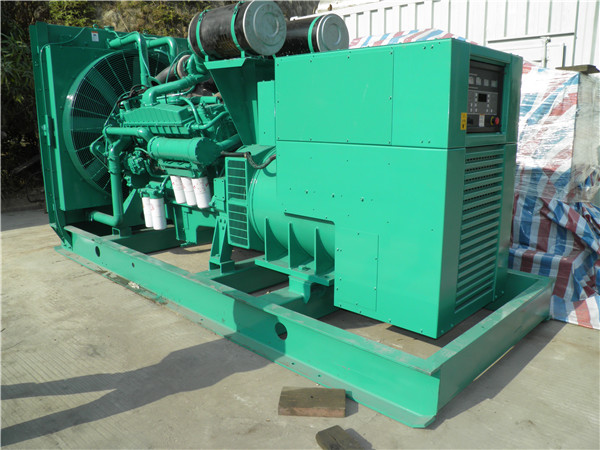 乌兰发电机租赁-厂家给大家介绍发电机失磁现象