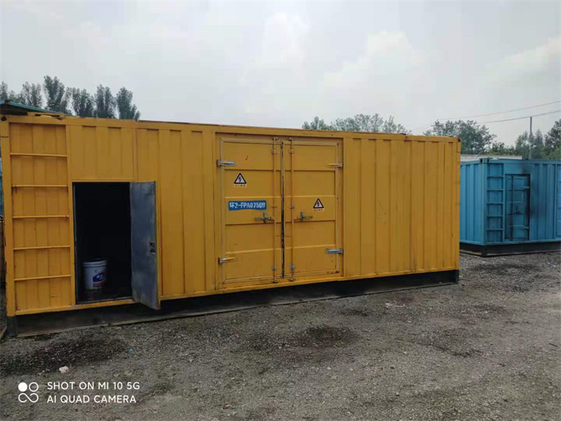 乌兰200KW柴油发电机组需要配备什么型号的电缆线？