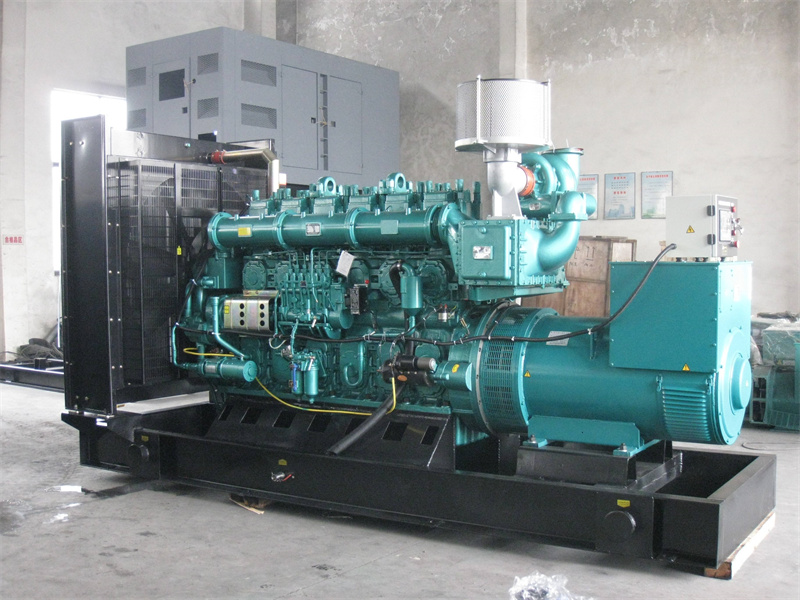 乌兰200KW 柴油发电机的油耗是多少？