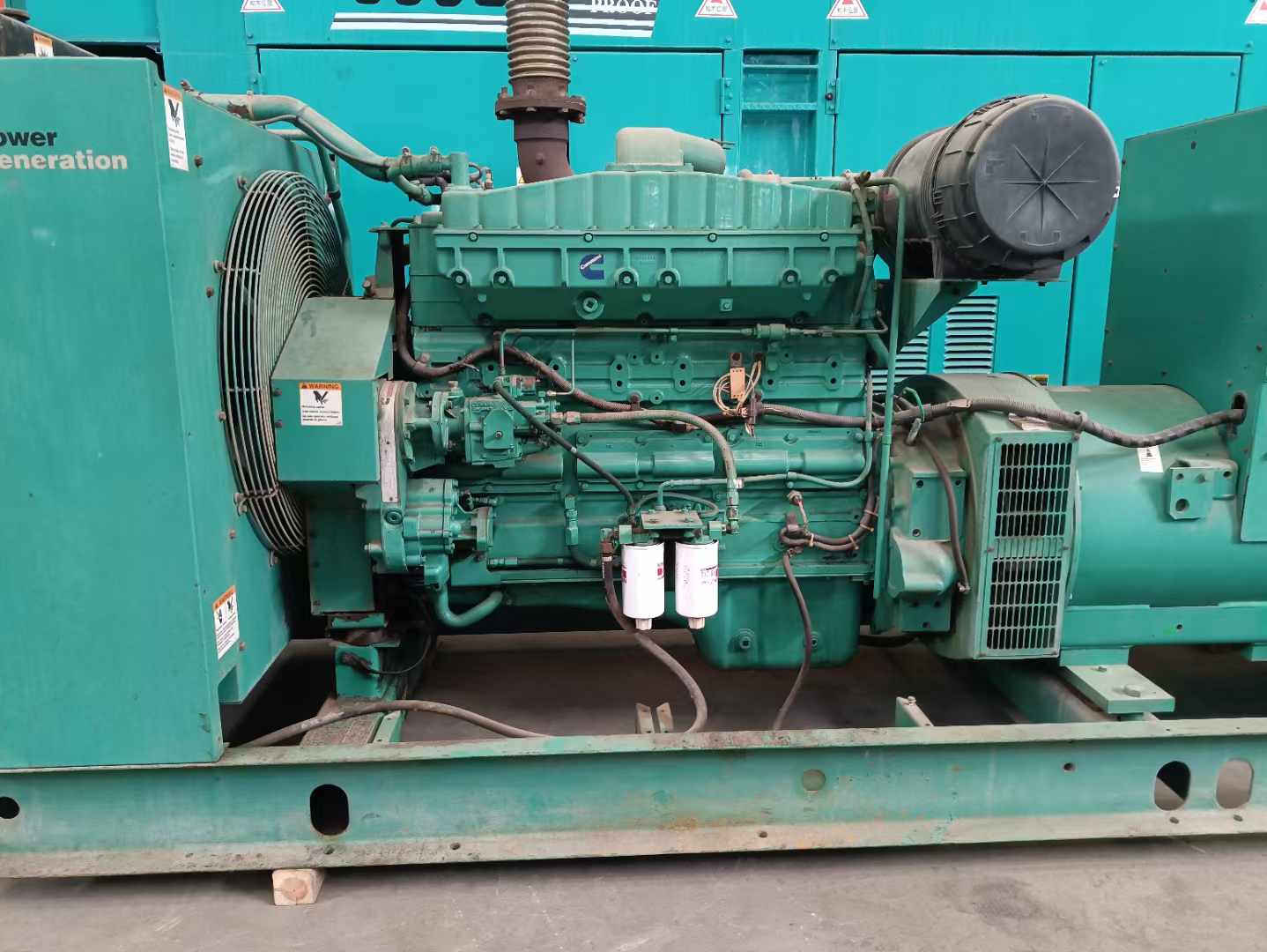 乌兰过载会对 600kW 柴油发电机组造成哪些损害？
