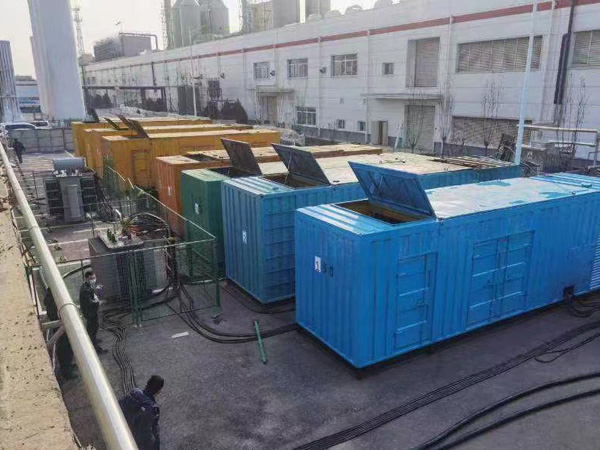 乌兰380V和690V电压的电缆线相同吗？