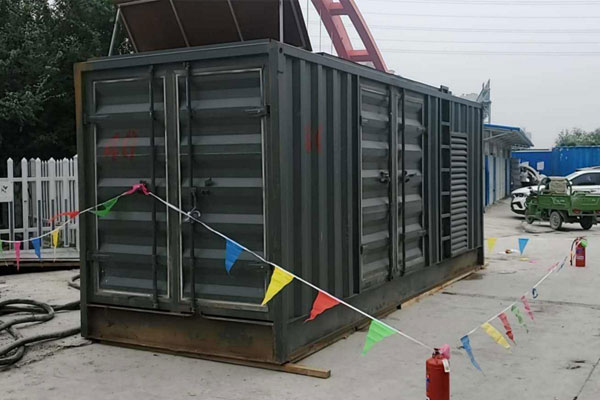 乌兰发电机租赁空气滤清器多久更换一次？