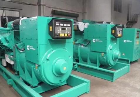 乌兰柴油发电机冬季保养需要特别注意哪些部件？