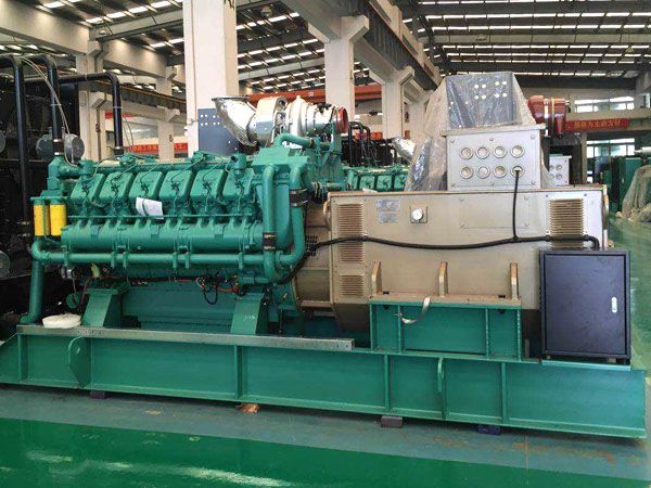 乌兰除了测量电瓶电压，还有哪些方法可以判断柴油发电机的充电系统是否正常？